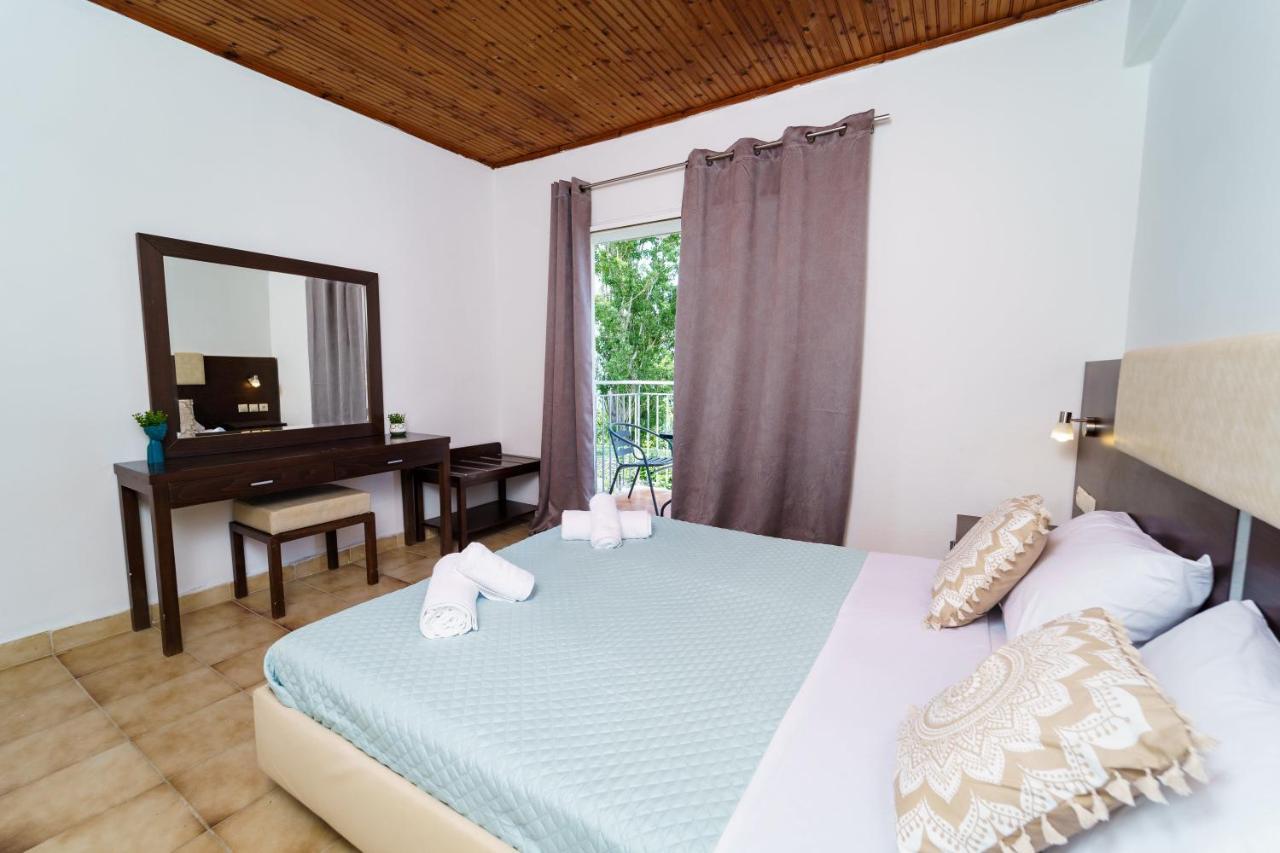 Mayo Rooms Zakynthos Akrotiri  Bagian luar foto