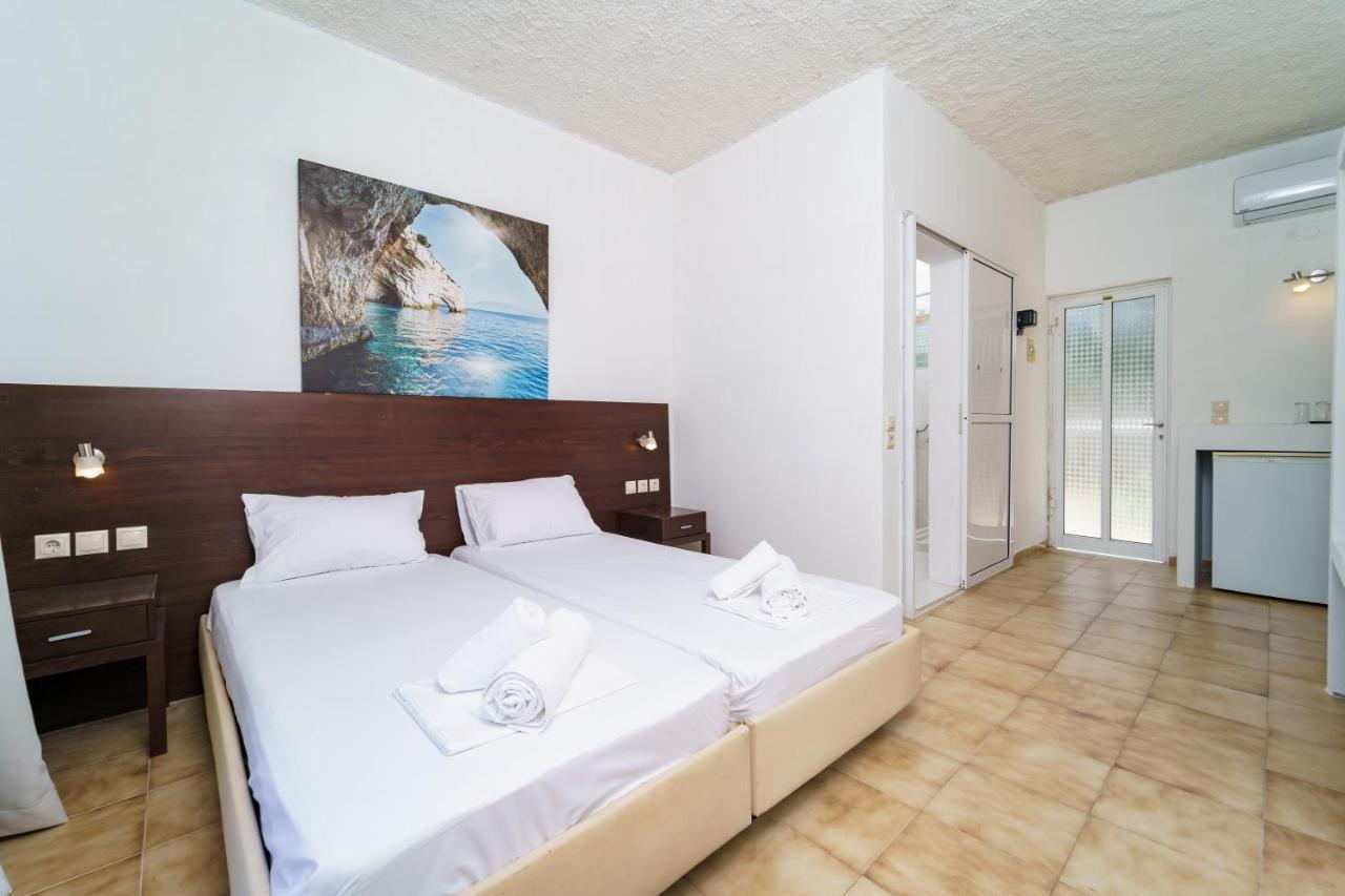 Mayo Rooms Zakynthos Akrotiri  Bagian luar foto